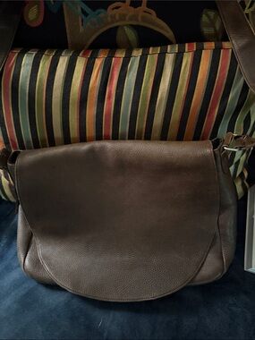 Eddie Bauer Brown Leather Crossbody Messenger Laptop Bag